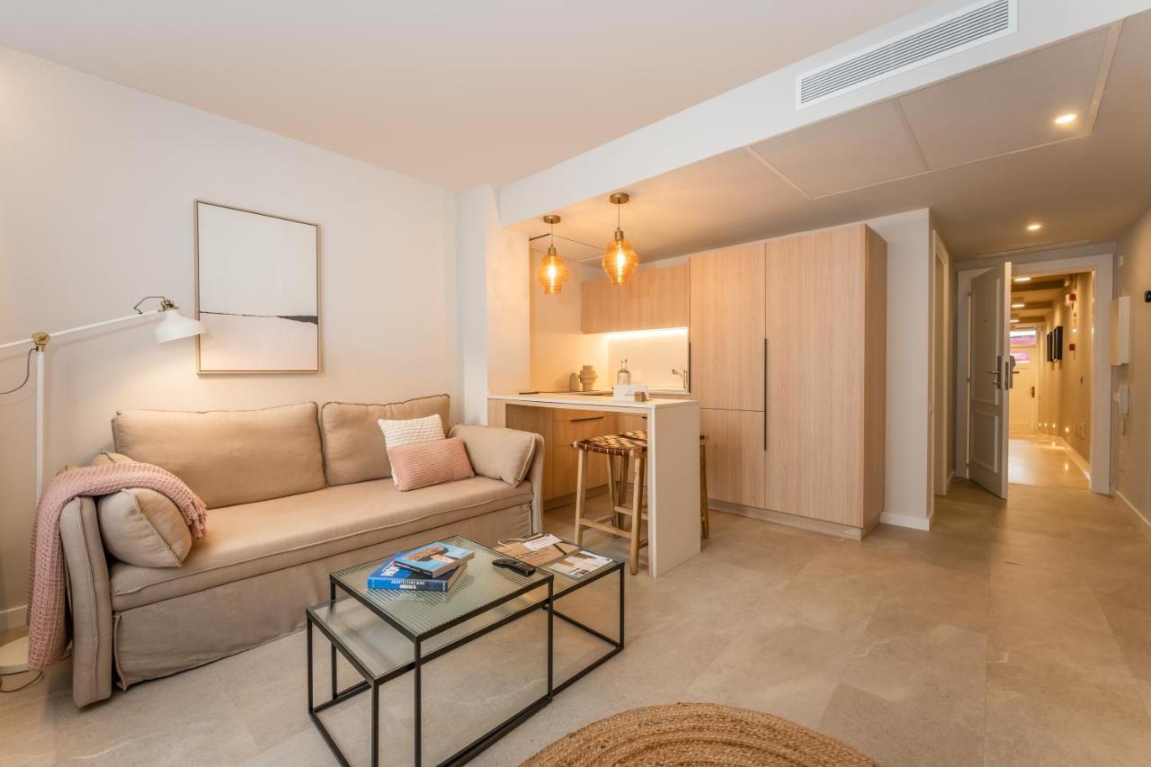 Artiem Apartamentos Mahón Exteriör bild
